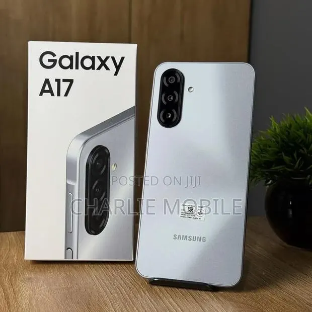 New Samsung Galaxy A17 5G 256 GB Silver · Photo 1