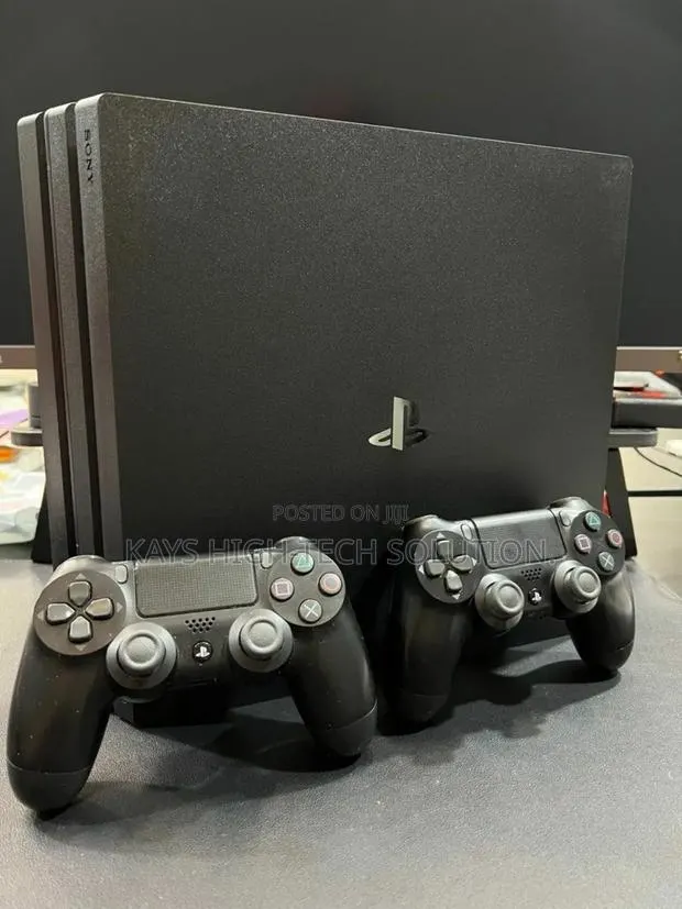Playstation 4 Pro Jailbreak With 2 Controllers and FC 27, 20 Games · Photo 1