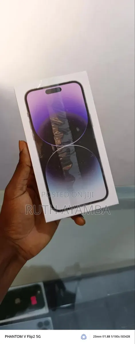 New Apple iPhone 14 Pro Max 128 GB Purple · Photo 1