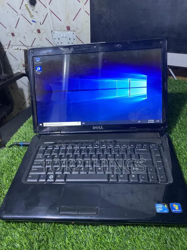 Laptop Dell Inspiron 15 1545 4GB Intel Core 2 Duo HDD 250GB · Photo 1
