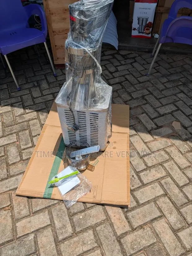 Commercial Juicer(Tk1500 Slow Juicer) · Photo 1