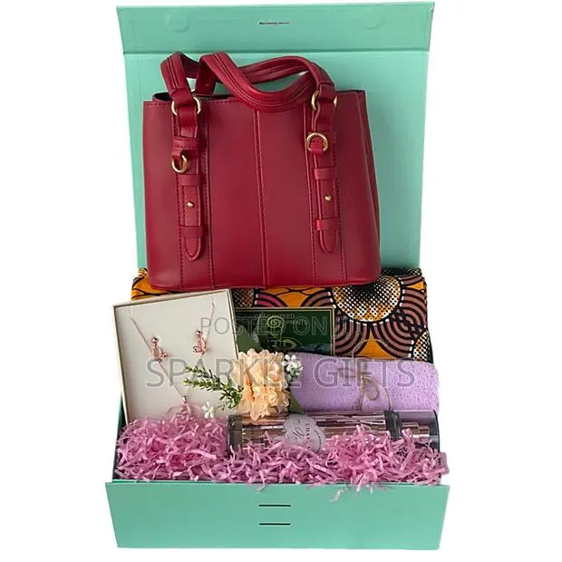 Curated Birthday Gift Set of Luxury Accessories · Photo 1