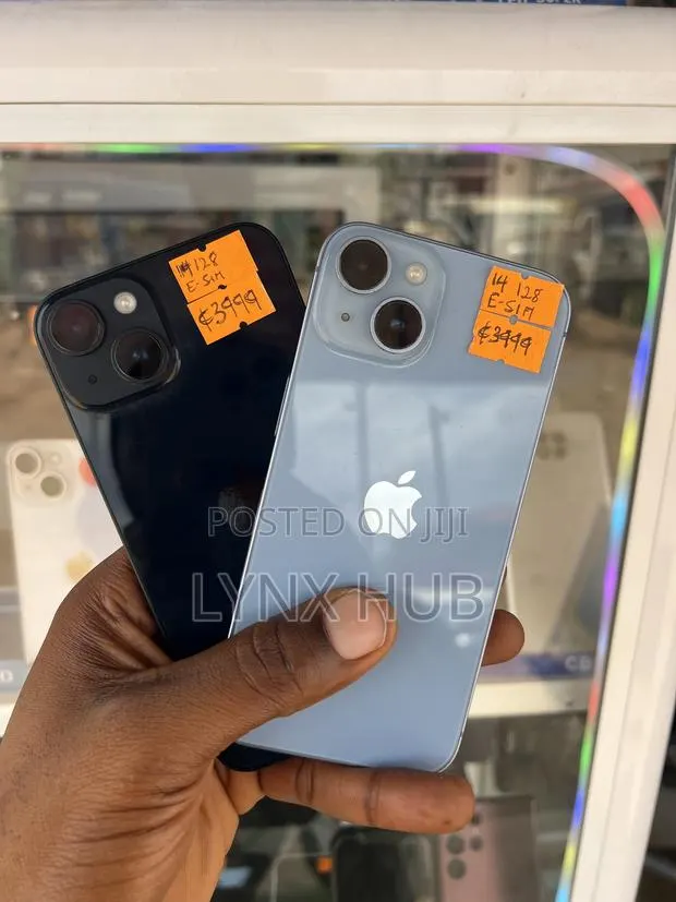 Apple iPhone 14 128 GB Blue · Photo 1