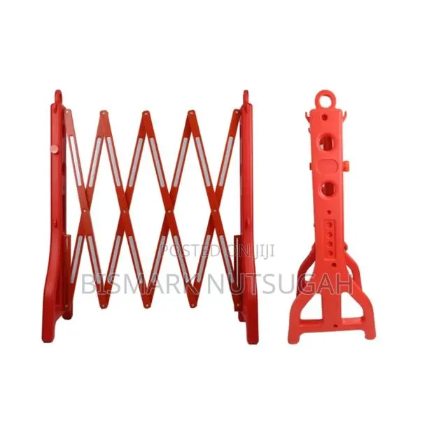 Roadway Traffic Barrier · Photo 1
