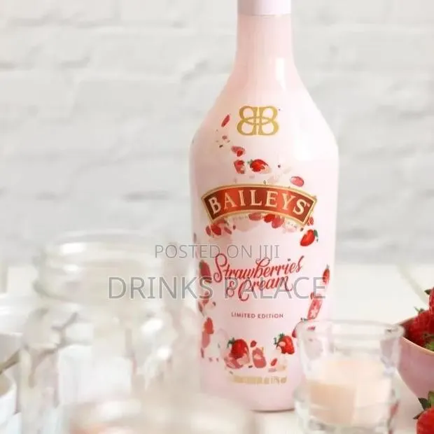 Baileys Strawberry Irish Cream Liqueur 700ml · Photo 1