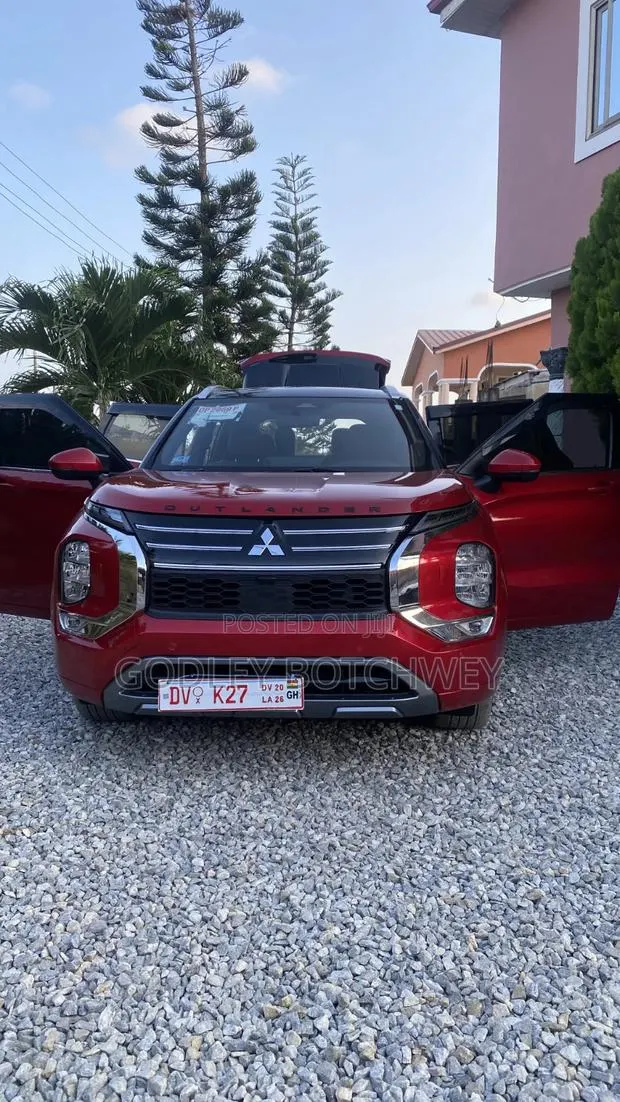 Mitsubishi Outlander SEL AWD 2025 Red · Photo 1
