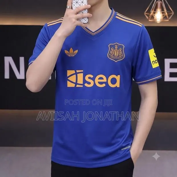 Football Jerseys · Photo 1