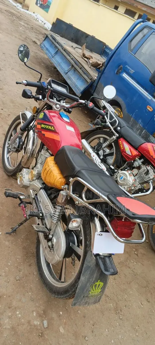 Royal RY125 2026 Red · Photo 2