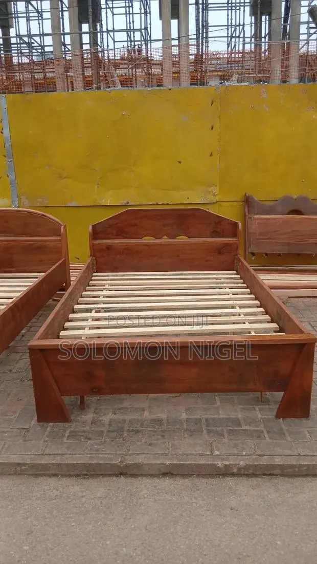 Wooden Double Bed Frame · Photo 1