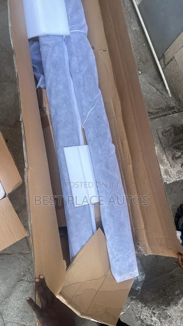 Range Rover Vogue 2020 Electronic Side Step · Photo 1