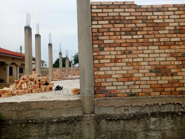Natural Local Clay Burnt Bricks · Photo 1