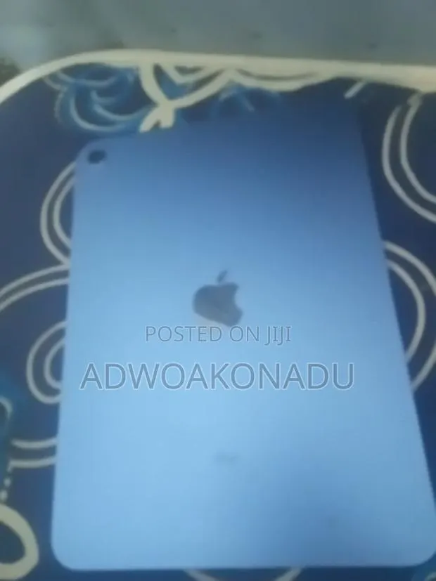 Apple iPad 10.2 (2021) 64 GB Blue · Photo 1