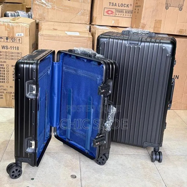 High Quality Aluminum Travel Set · Photo 1