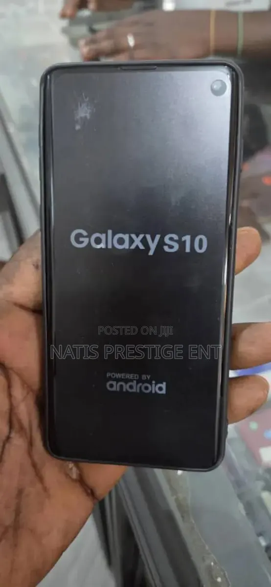 Samsung Galaxy S10 128 GB Black · Photo 1