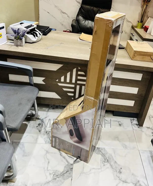 Super Adorable Samsung S80CB 3.1.2ch Sound Bar W/ Amtos Dolby · Photo 1