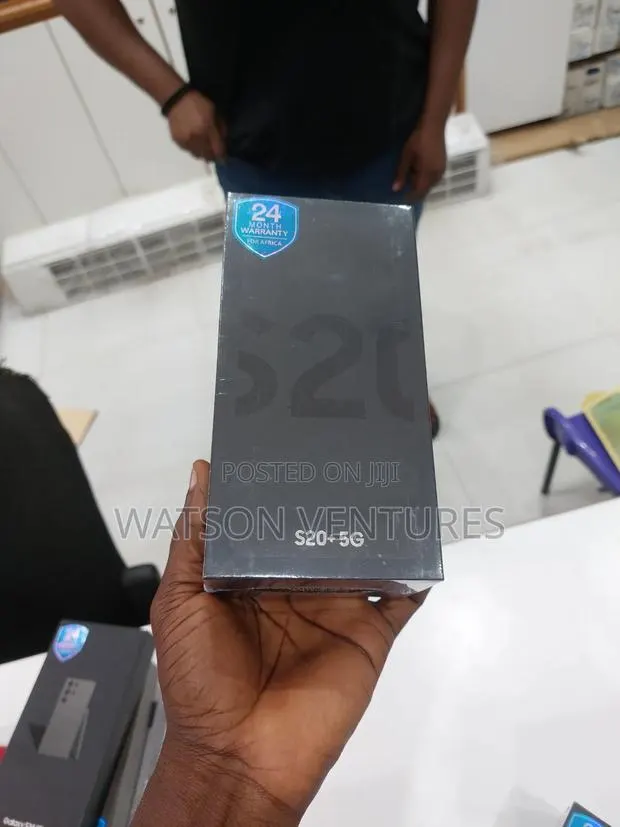 New Samsung Galaxy S20+ 5G 128 GB Black · Photo 1