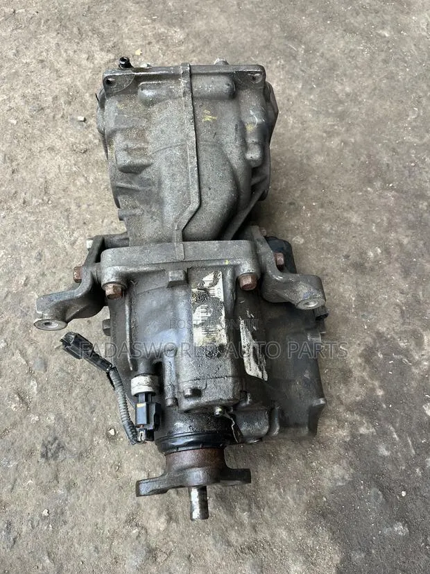 Hyundai Santa Fe Back Axle 2014/2016 · Photo 1