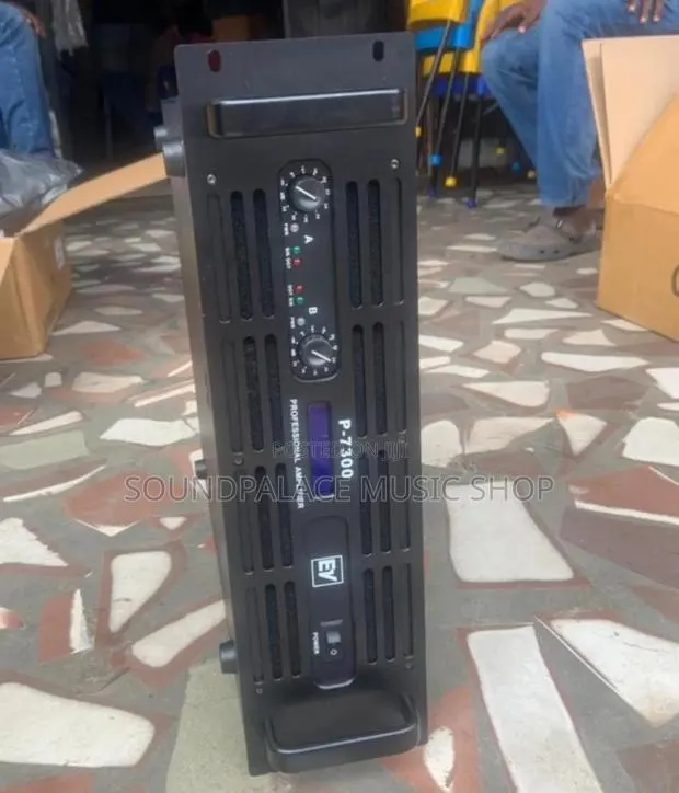 Electro-Voice P-7300 Professional Power Amplifier · Photo 1