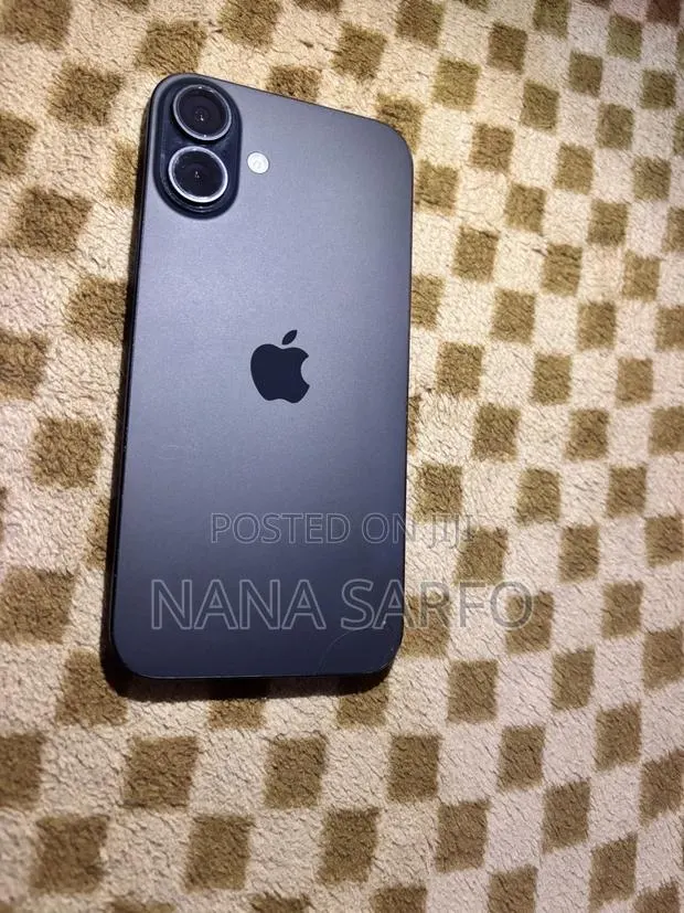 Apple iPhone 16 Plus 128 GB Black · Photo 1