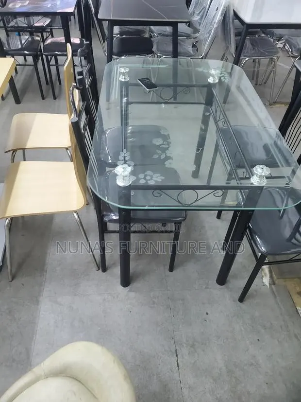 Dining Set · Photo 1