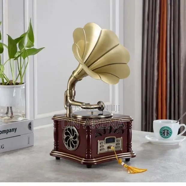 Retro Style Bluetooth Speaker and Decorative · Photo 1
