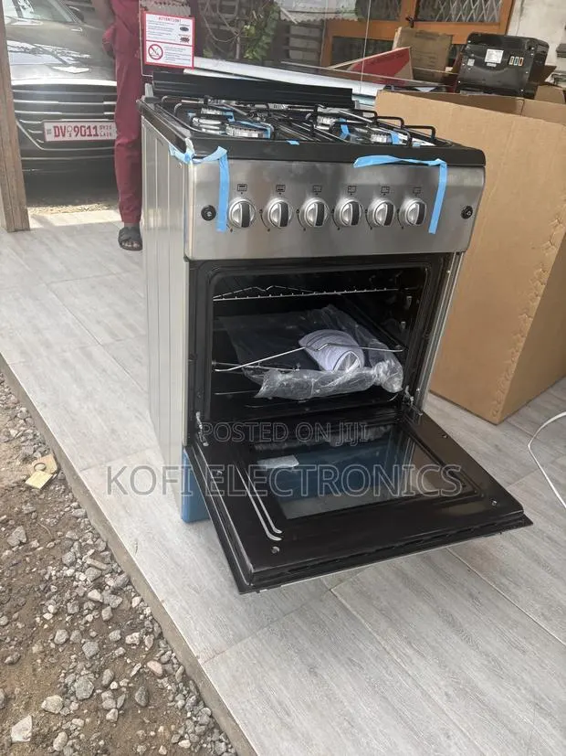 A High Cooking Performance 60/60 Newline Gas Stove Oven 4-Burner Ferre · Photo 1