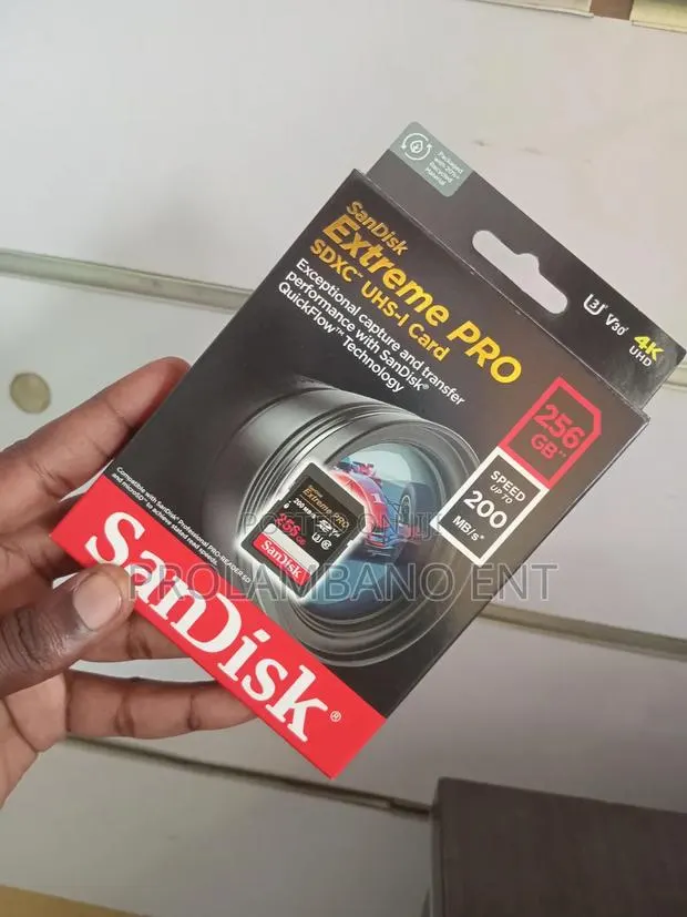 256GB Extreme Pro Memory Card · Photo 1
