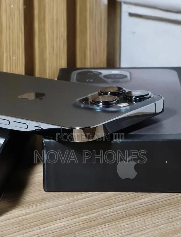 New Apple iPhone 13 Pro 128 GB Black · Photo 1
