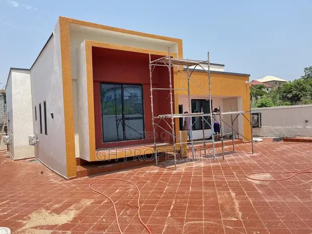 4bdrm House in Kwanwoma, Kumasi Metropolitan for sale · Photo 1