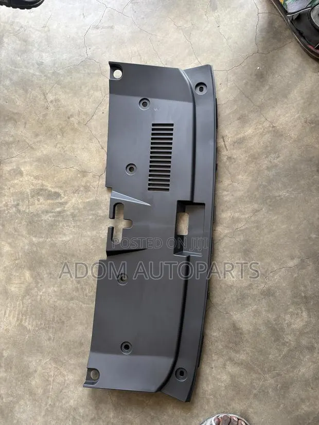 Honda CRV Radiator Panel Cover 2023 2024 2025 2026 · Photo 1