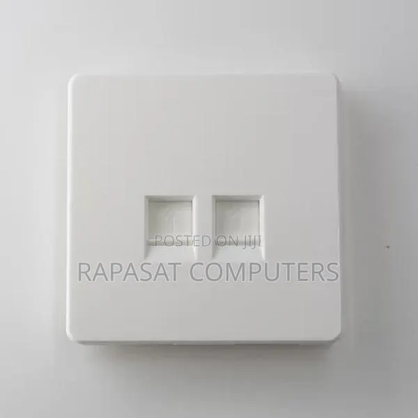 Dual Port Face Plate · Photo 1