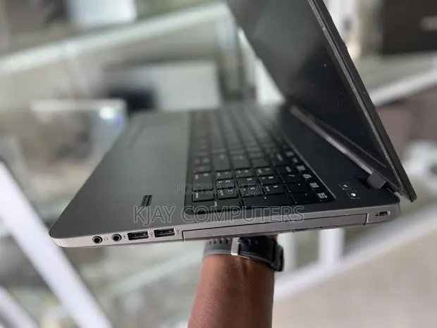 Laptop HP ProBook 450 G1 8GB Intel Core i5 HDD 1T · Photo 1