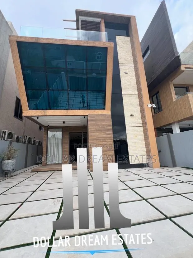 5bdrm House in East Legon for sale · Photo 1