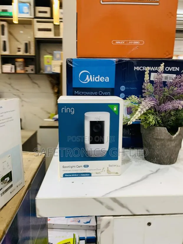Shop Design Floodlight Cam Pro | Outdoor Floodlight Security Camera · Photo 1