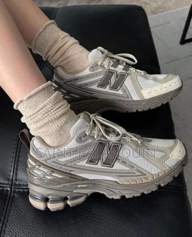 New Balance Trainers · Photo 1