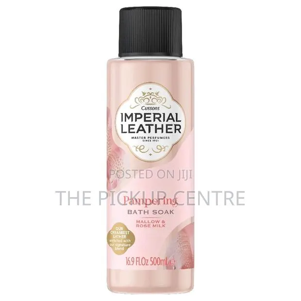 Imperial Leather Pampering Bath Soak Mallow and Rose Milk · Photo 1