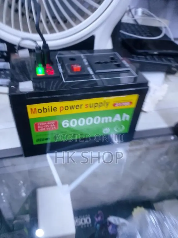 Power Bank for Charging Laptops and Phones · Photo 1