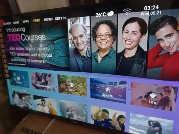 Nikai 43-Inch Frameless Smart TV With Built-in Decoder · Photo 1