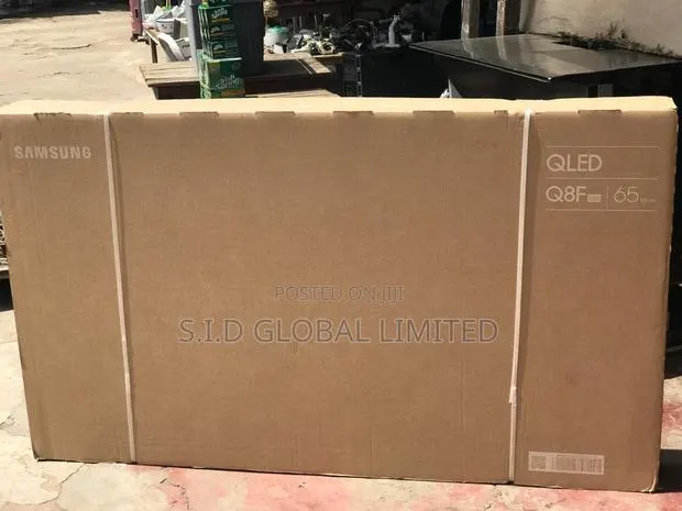 Premium Samsung 65" Qled Performance · Photo 1