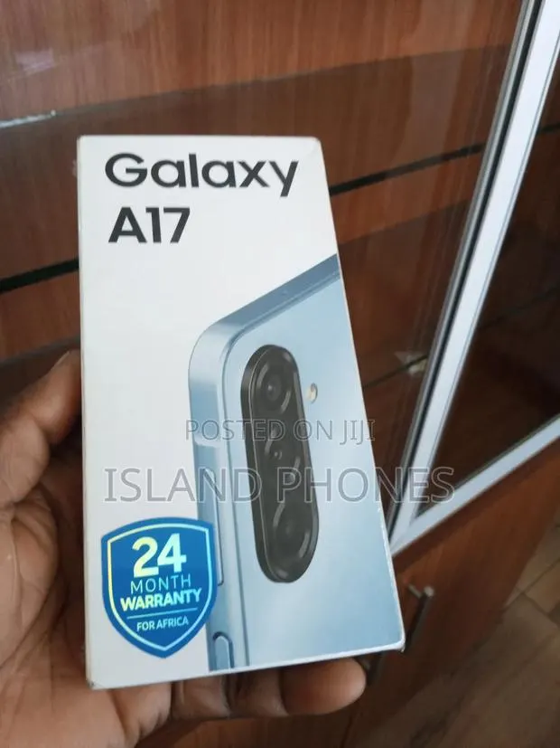 New Samsung Galaxy A17 128 GB Black · Photo 1