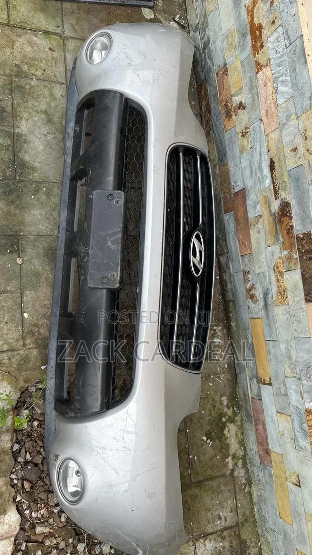 Hyndai Santafe 2009 Front Bumper Complete Available · Photo 1