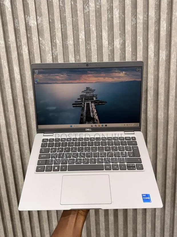 Laptop Dell Latitude 5420 8GB Intel Core i5 SSD 256GB · Photo 1