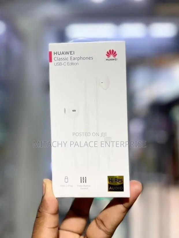 Huawei Wired Type C Earpiece · Photo 1