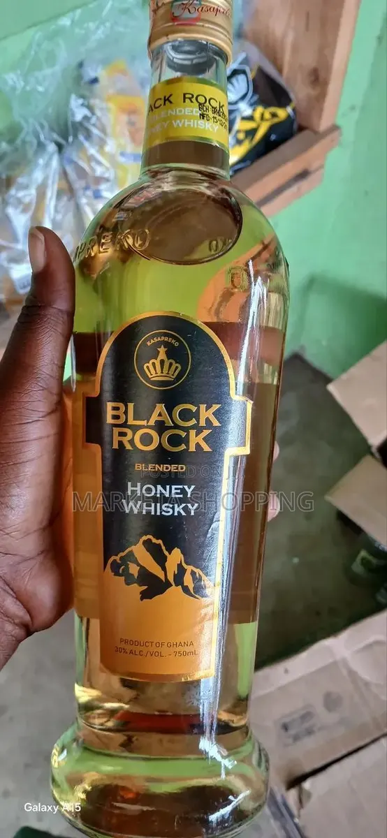 Black Rock Honey Whiskey 750ml · Photo 1