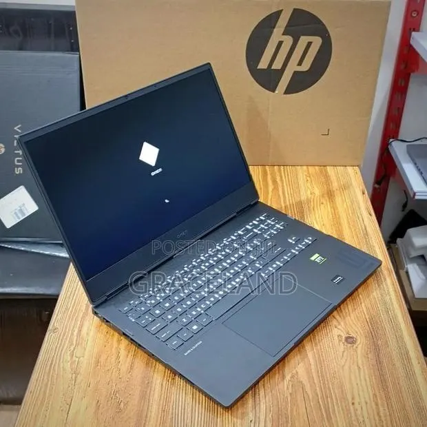 New Laptop HP Omen 16 16GB Intel Core i7 SSD 1T · Photo 1