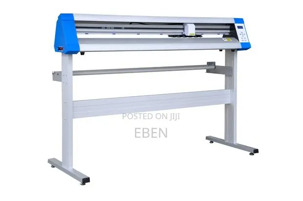 4 Feet Professional Vinyl Cutting Plotter · Photo 1