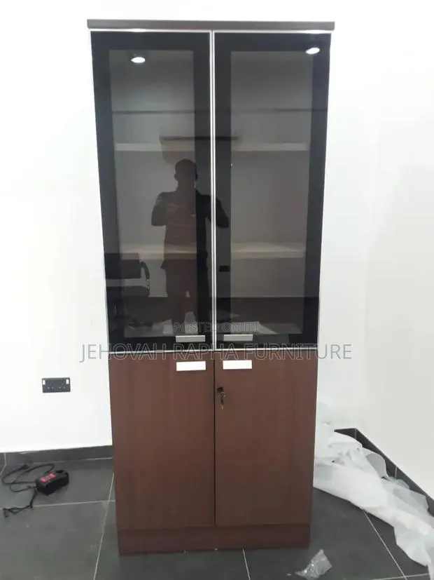 Durable Wooden Office Cabinet · Photo 1