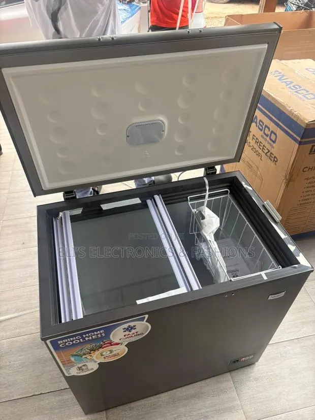 230 Nasco Chest Freezer · Photo 1