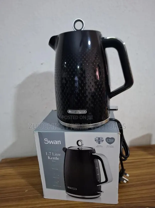 Swan Elegance Kettle (Plastic Black) From Uk · Photo 1