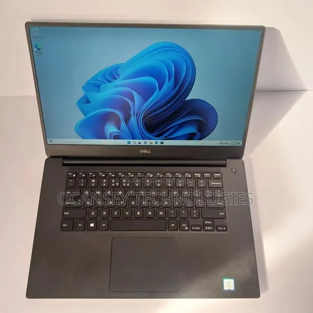 Laptop Dell XPS 15 (9560) 16GB Intel Core i7 SSD 512GB · Photo 1
